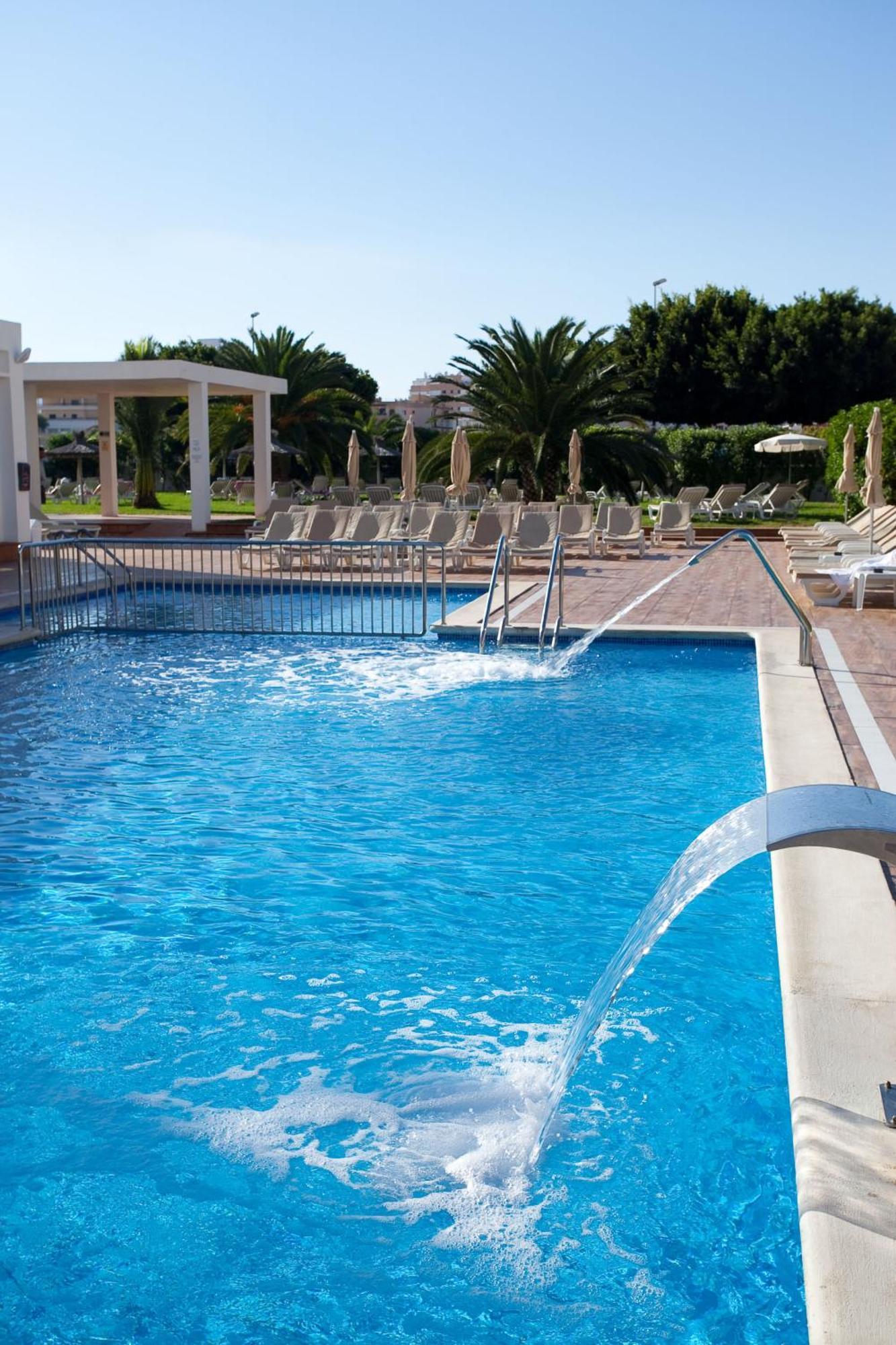 Hotel Gran Sol San Antonio  Bagian luar foto