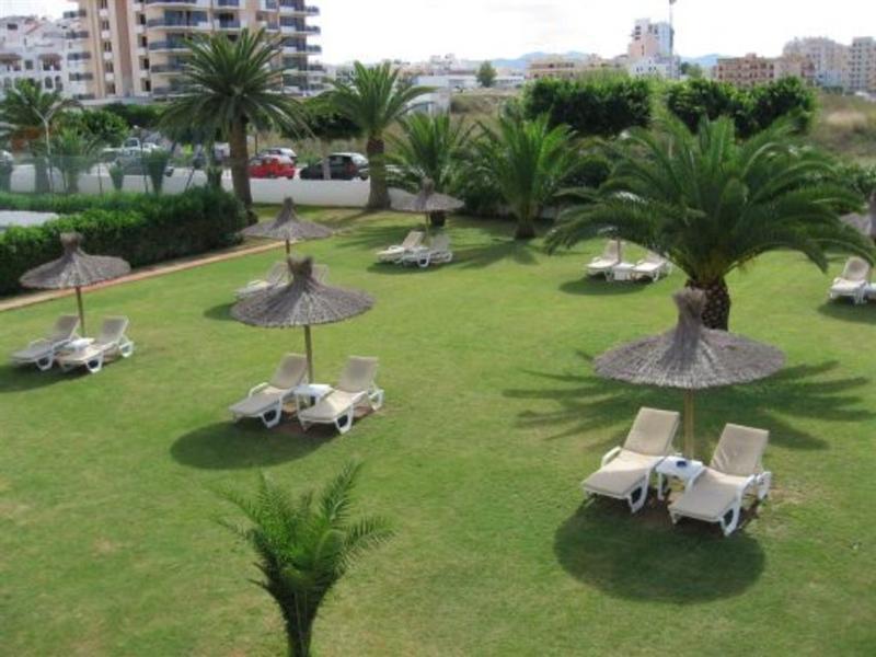 Hotel Gran Sol San Antonio  Bagian luar foto