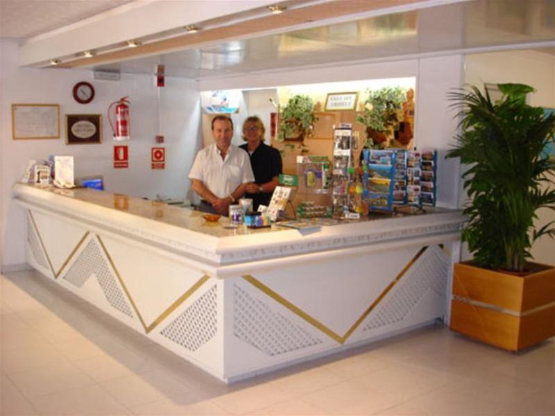 Hotel Gran Sol San Antonio  Bagian luar foto